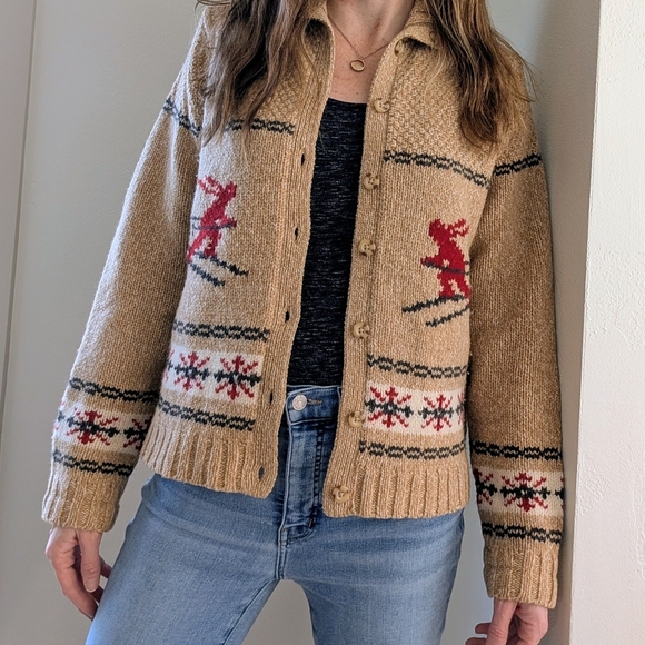 Eddie Bauer Sweaters - Vintage Eddie Bauer Ski Patterned Button Front Collared Wool Cardigan Sweater
